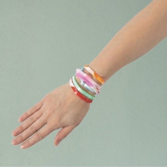 Super-Sized Cats & Dogs Fun Bands - 36 Pc - Picture 1 of 3